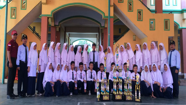 tim-paskibra-raih-juara-di-sman-5-dan-sman-12-tangsel